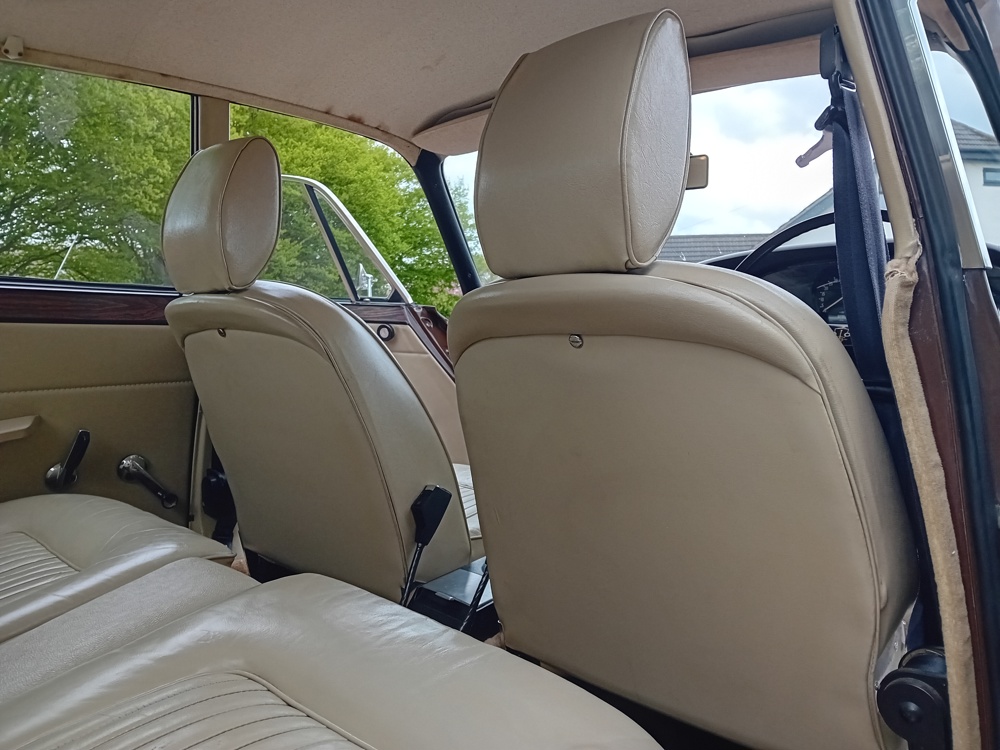 Rover p6 16