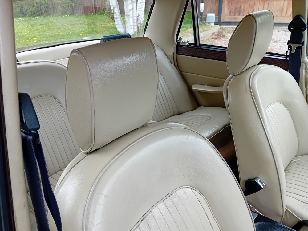 Rover p6 19