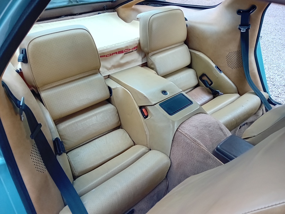 Porsche 16