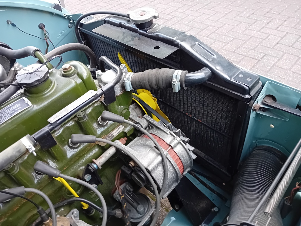 Morris minor blue 9
