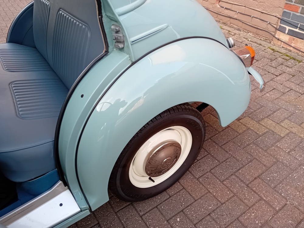 Morris minor blue 11