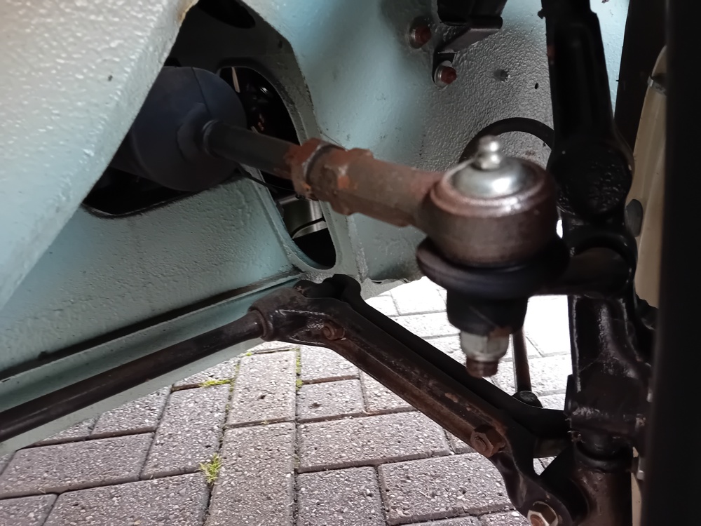 Morris minor blue 17