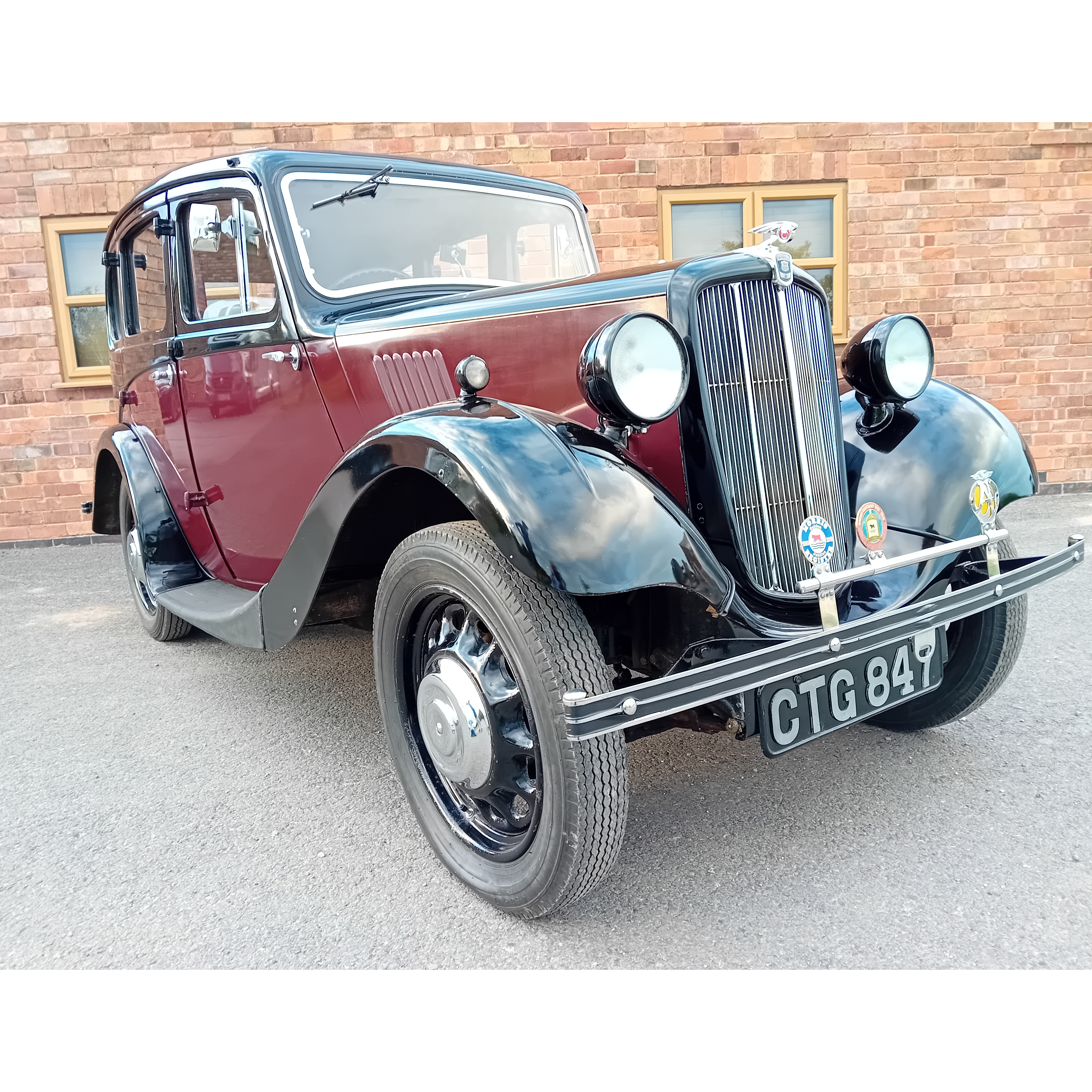 Morris eight